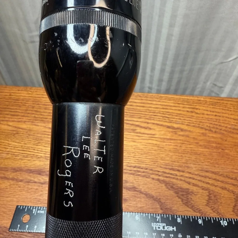 Maglite 2D Cell Flashlight WORKS black batteries not included‎ name engraved
